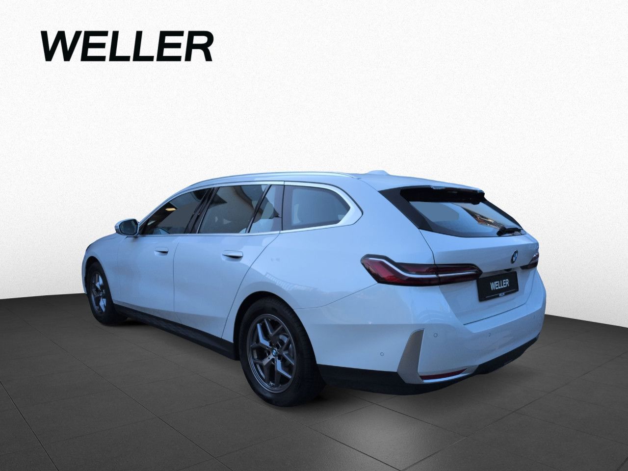 BMW 520 2024 г. Белый, пробег 38088 км