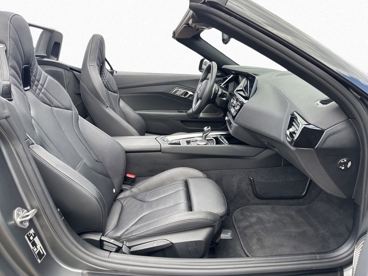 BMW Z4 2025 г. Серый, пробег 15878 км