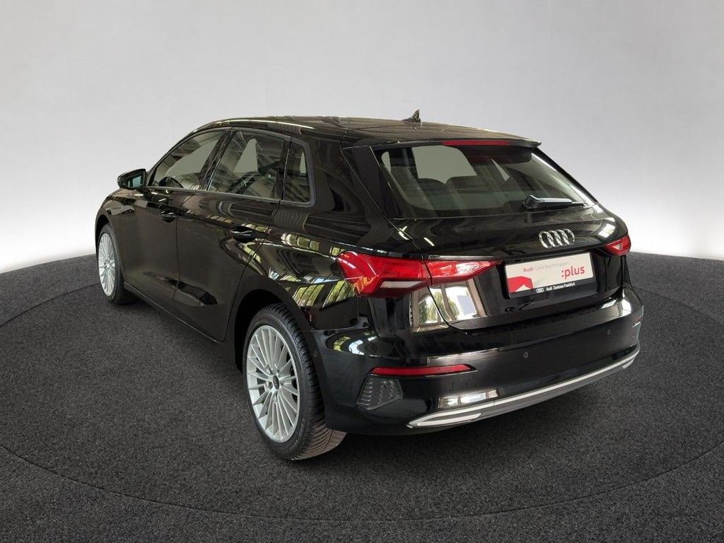 Audi A3 2023 г. Чёрный, пробег 50570 км