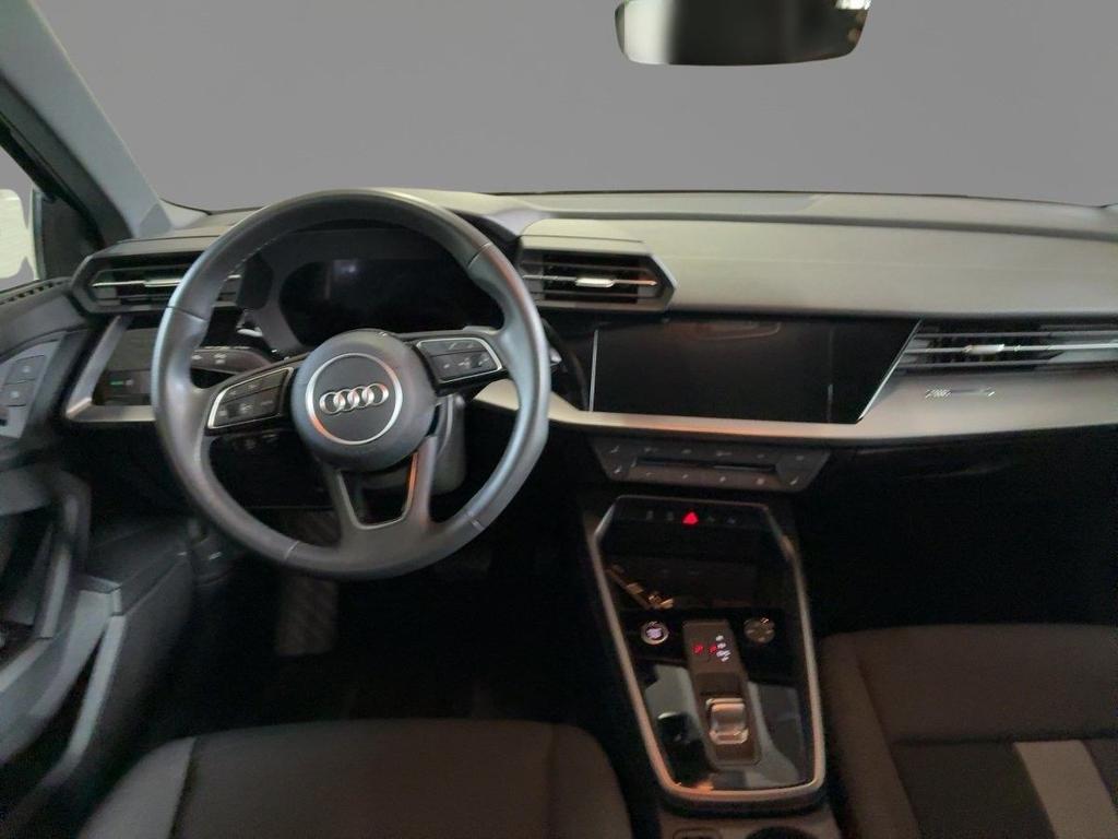 Audi A3 2023 г. Чёрный, пробег 50570 км