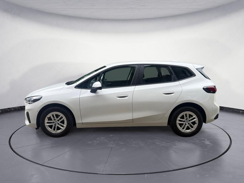 BMW 218 ACTIVE TOURER 2023 г. Белый, пробег 52820 км