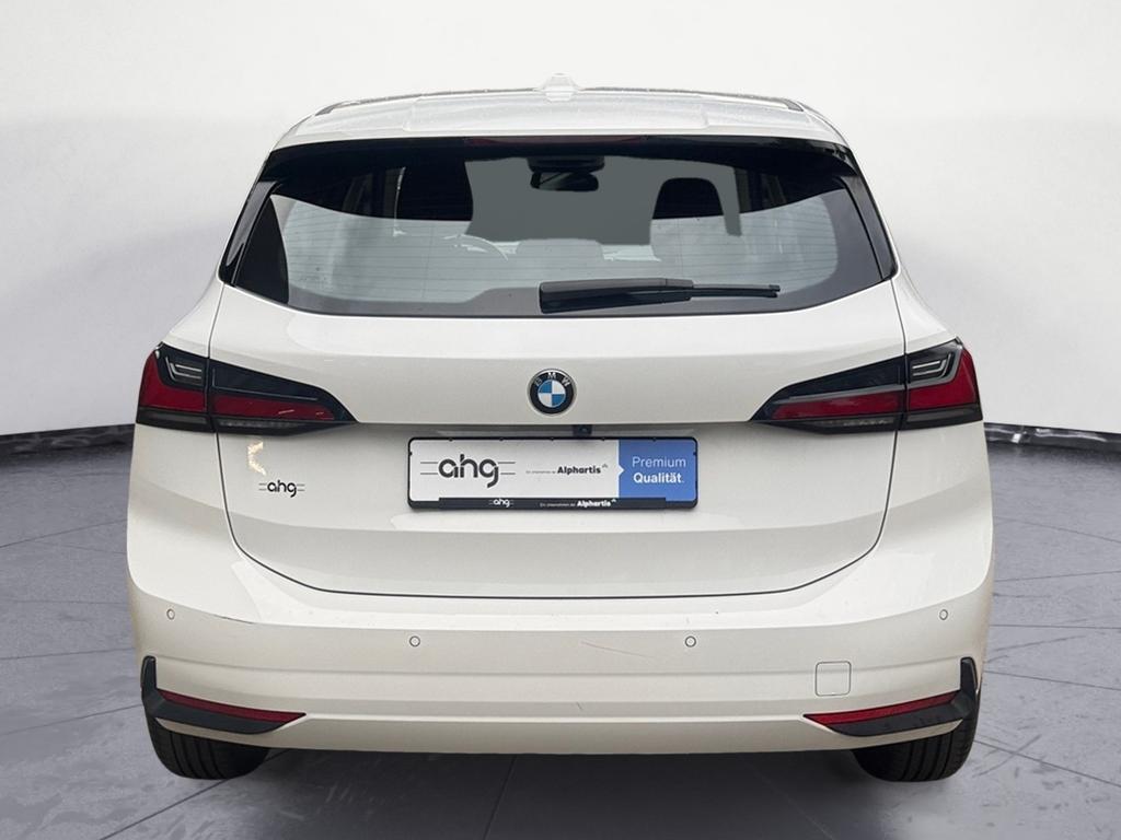 BMW 218 ACTIVE TOURER 2023 г. Белый, пробег 52820 км
