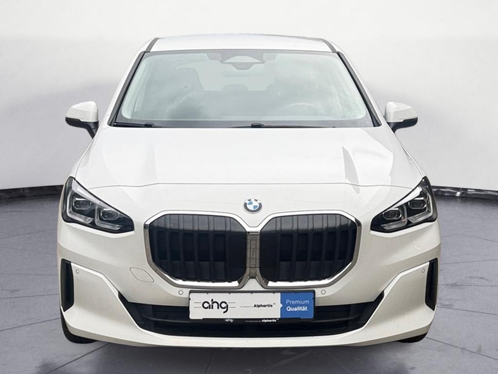 BMW 218 ACTIVE TOURER 2023 г. Белый, пробег 52820 км