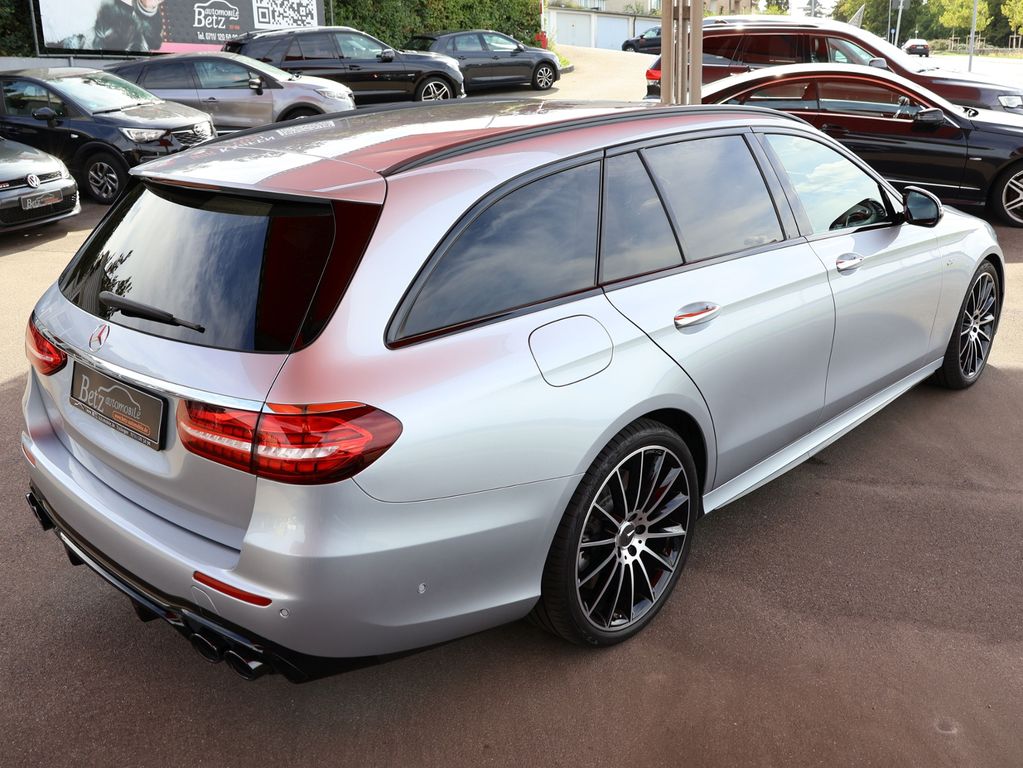 Mercedes-Benz E 53 AMG 2022 г. Серебристый, пробег 56761 км