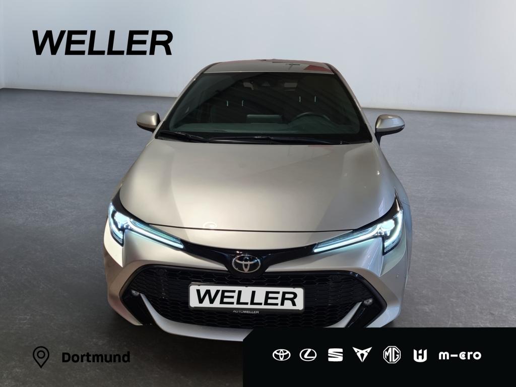 Toyota Corolla 2022 г. Серебристый, пробег 28900 км