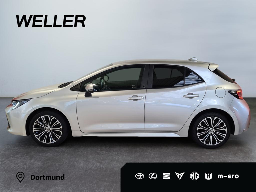 Toyota Corolla 2022 г. Серебристый, пробег 28900 км