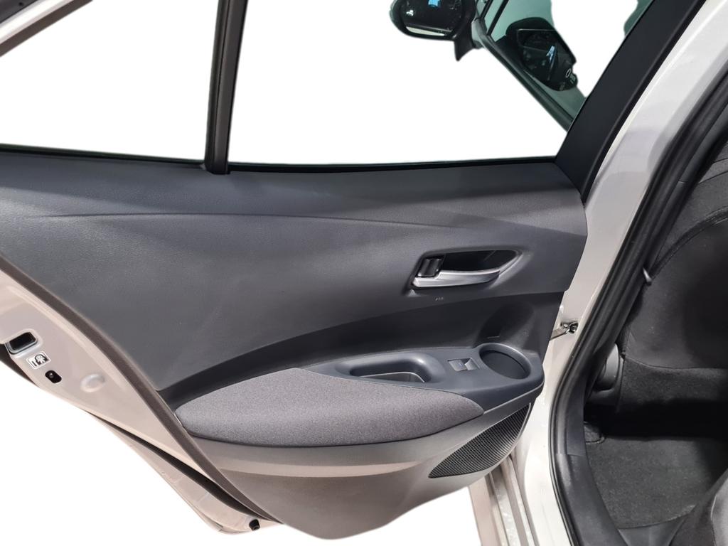 Toyota Corolla 2022 г. Серебристый, пробег 28900 км