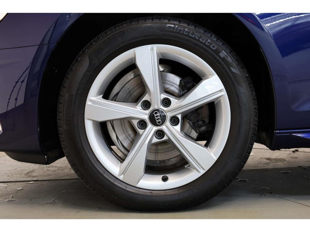 Audi A4 2022 г. Синий, пробег 37441 км