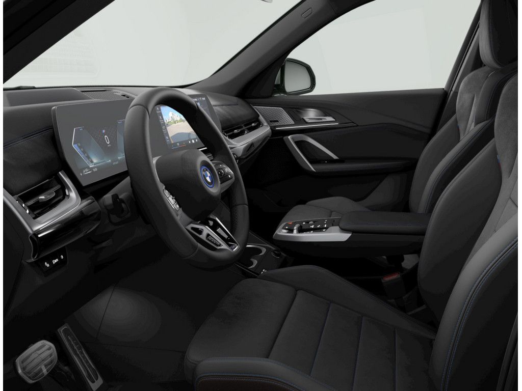 BMW X1 2024 г. Серебристый, пробег 42591 км