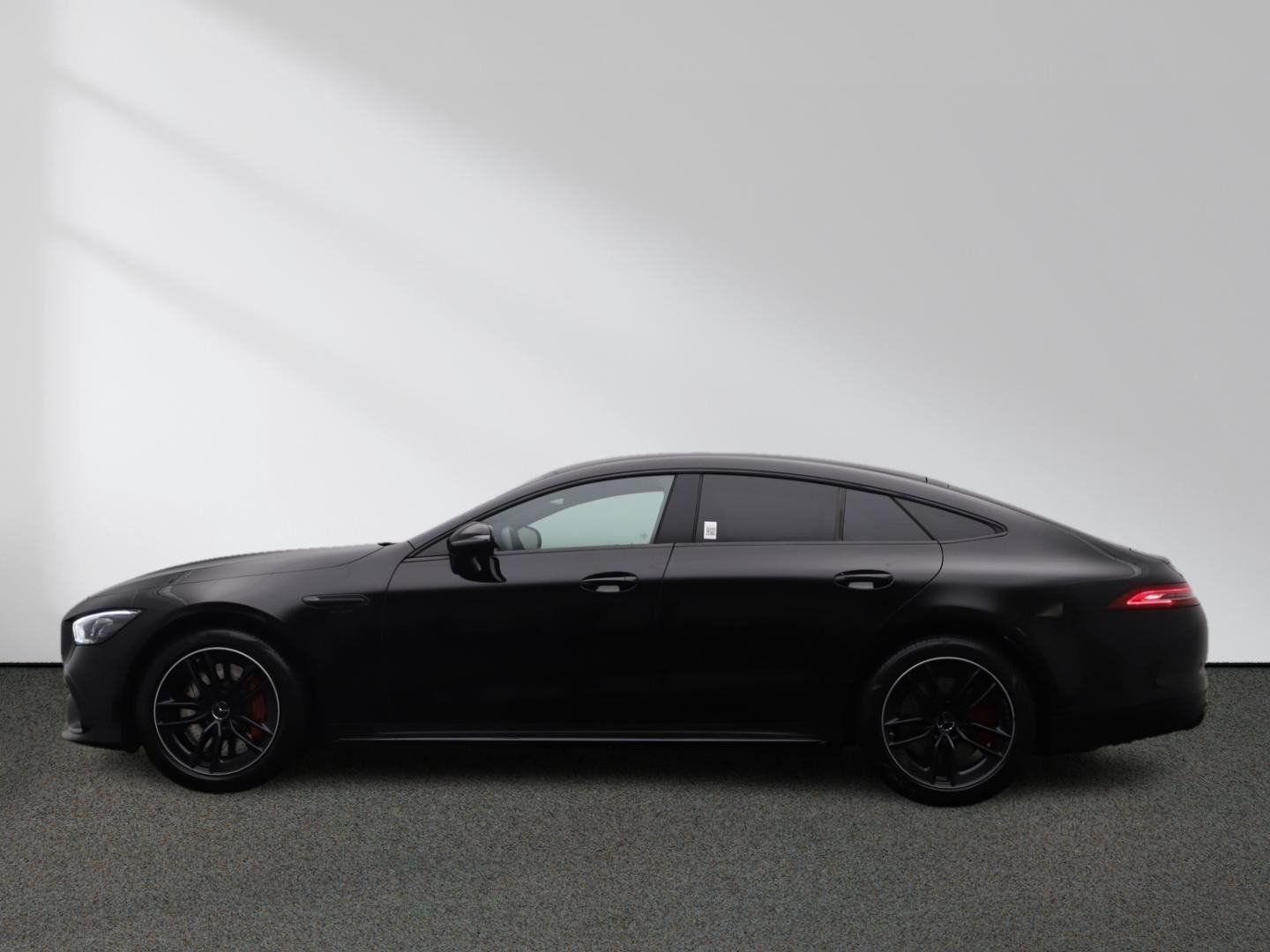 Mercedes-Benz AMG GT 2023 г. Чёрный, пробег 46997 км