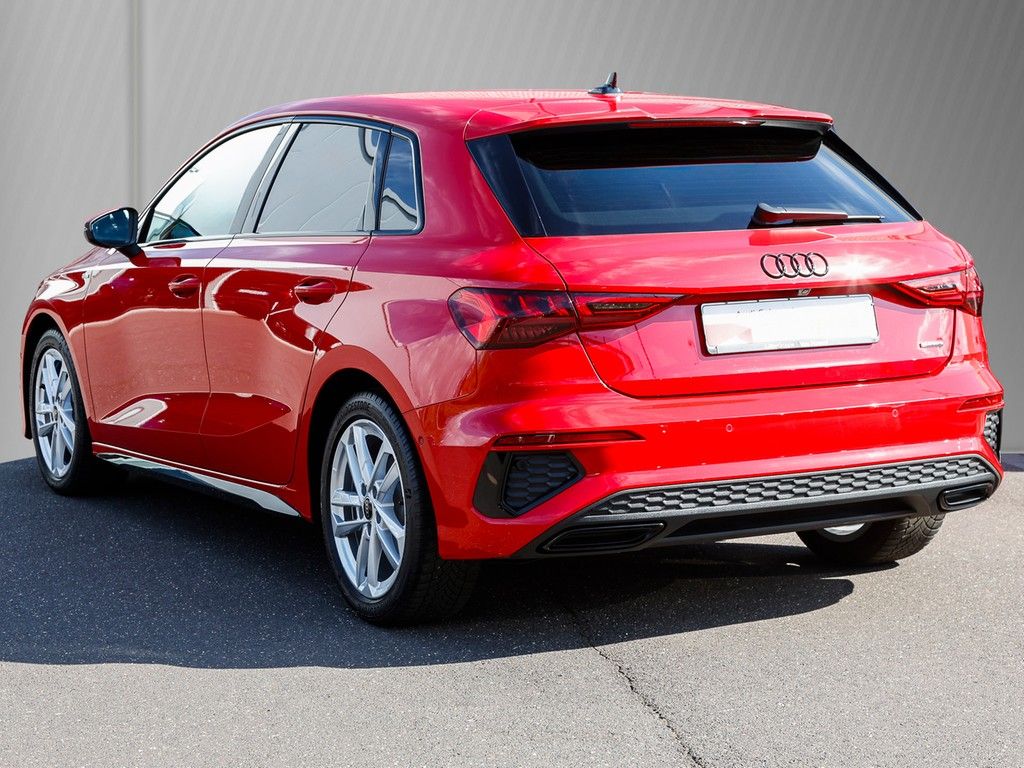 Audi A3 2023 г. Красный, пробег 41989 км