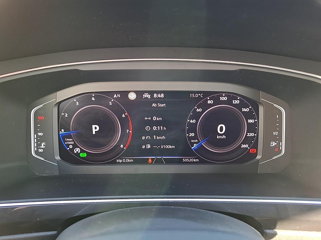 Volkswagen TIGUAN ALLSPACE 2022 г. Белый, пробег 51000 км