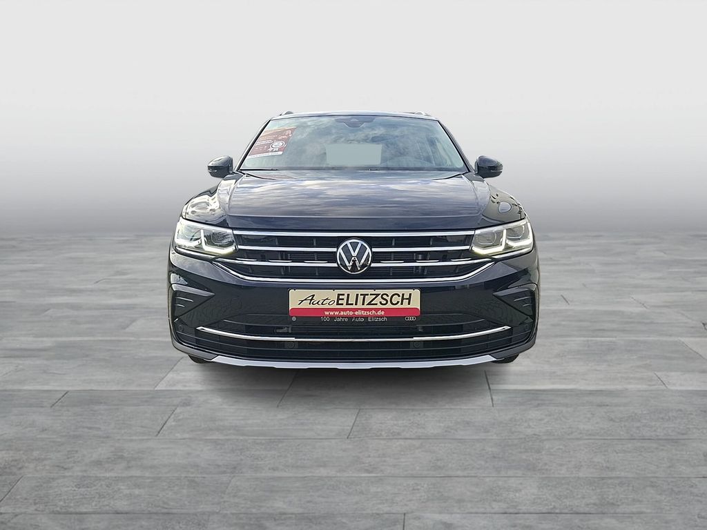 Volkswagen Tiguan 2024 г. Чёрный, пробег 9000 км