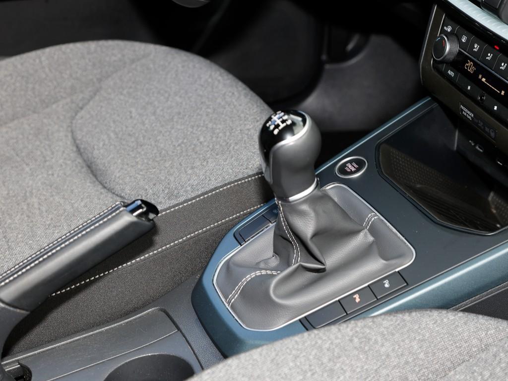 SEAT Arona 2023 г. Синий, пробег 59375 км