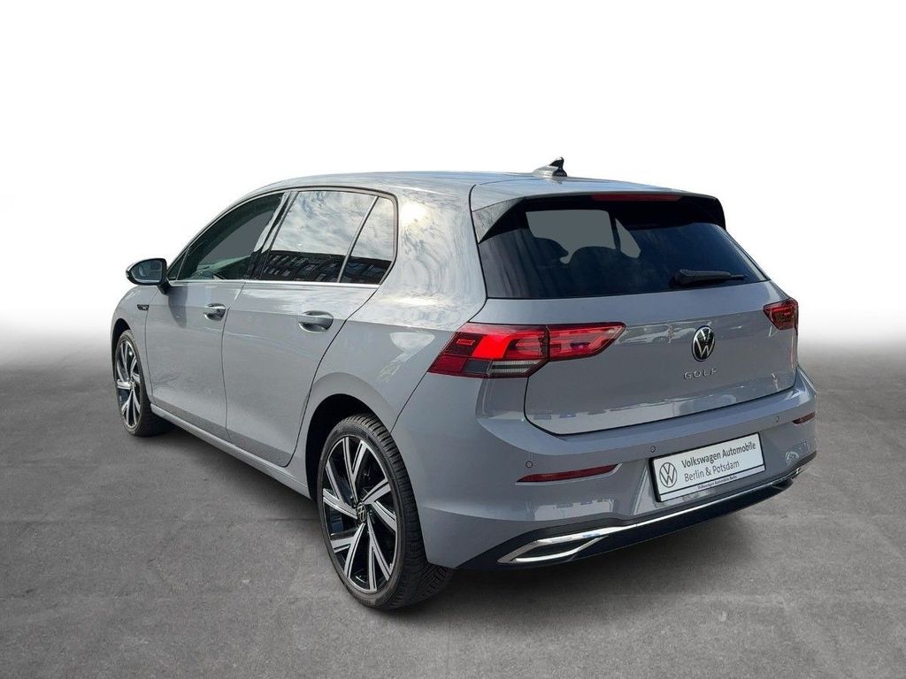 Volkswagen Golf 2024 г. Серый, пробег 21750 км