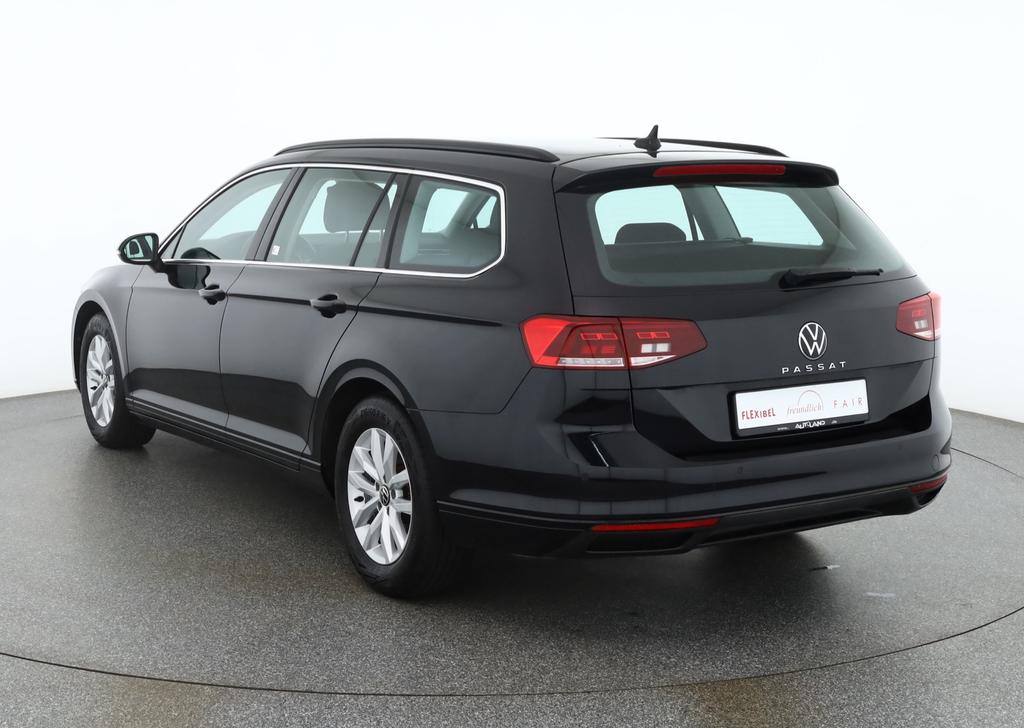 Volkswagen PASSAT VARIANT 2023 г. Чёрный, пробег 47360 км