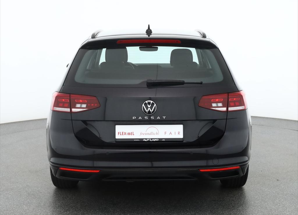 Volkswagen PASSAT VARIANT 2023 г. Чёрный, пробег 47360 км
