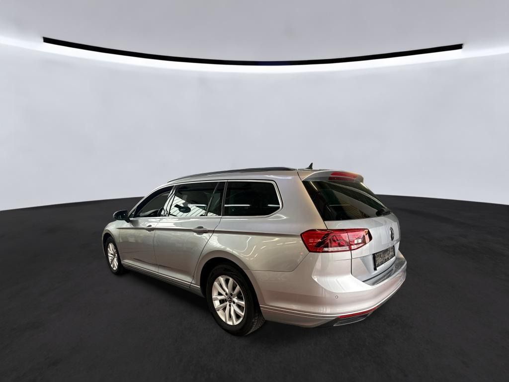 Volkswagen PASSAT VARIANT 2022 г. Серебристый, пробег 55714 км