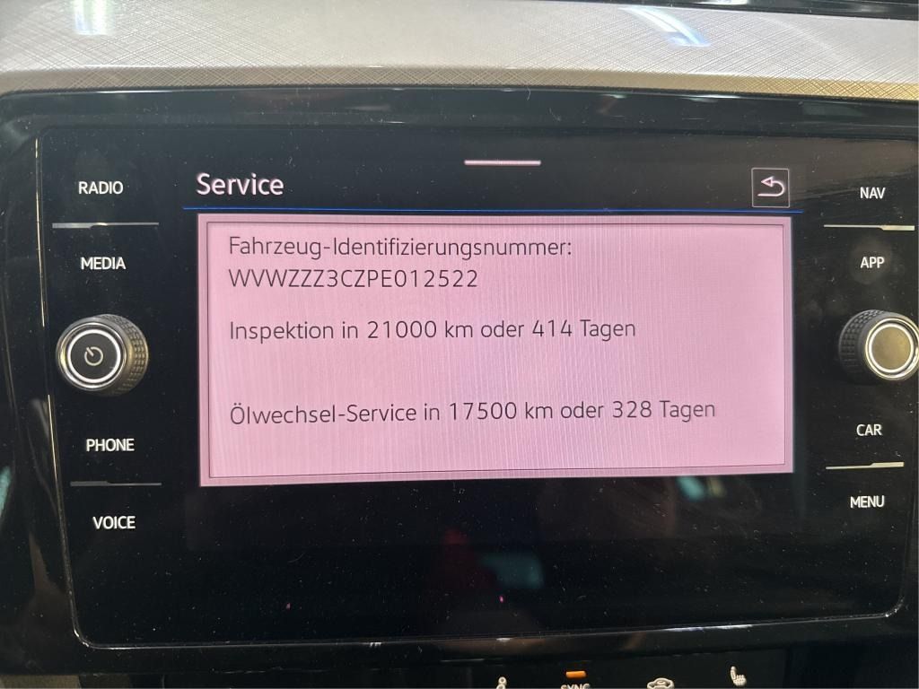 Volkswagen PASSAT VARIANT 2022 г. Серебристый, пробег 55714 км