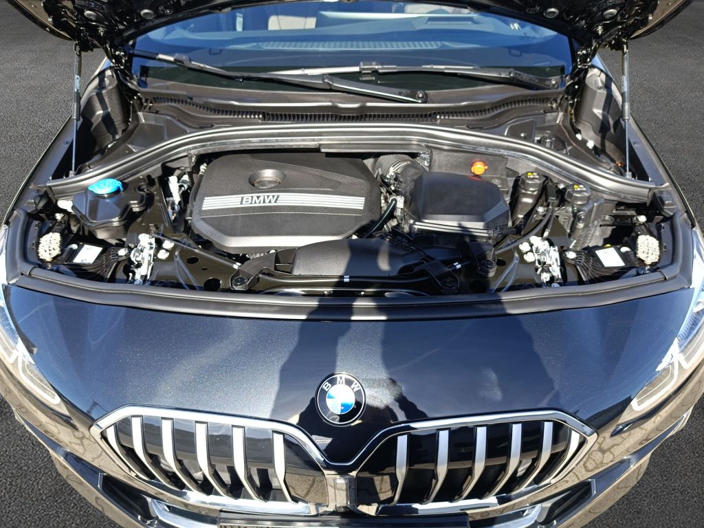 BMW 220 ACTIVE TOURER 2023 г. Чёрный, пробег 50503 км