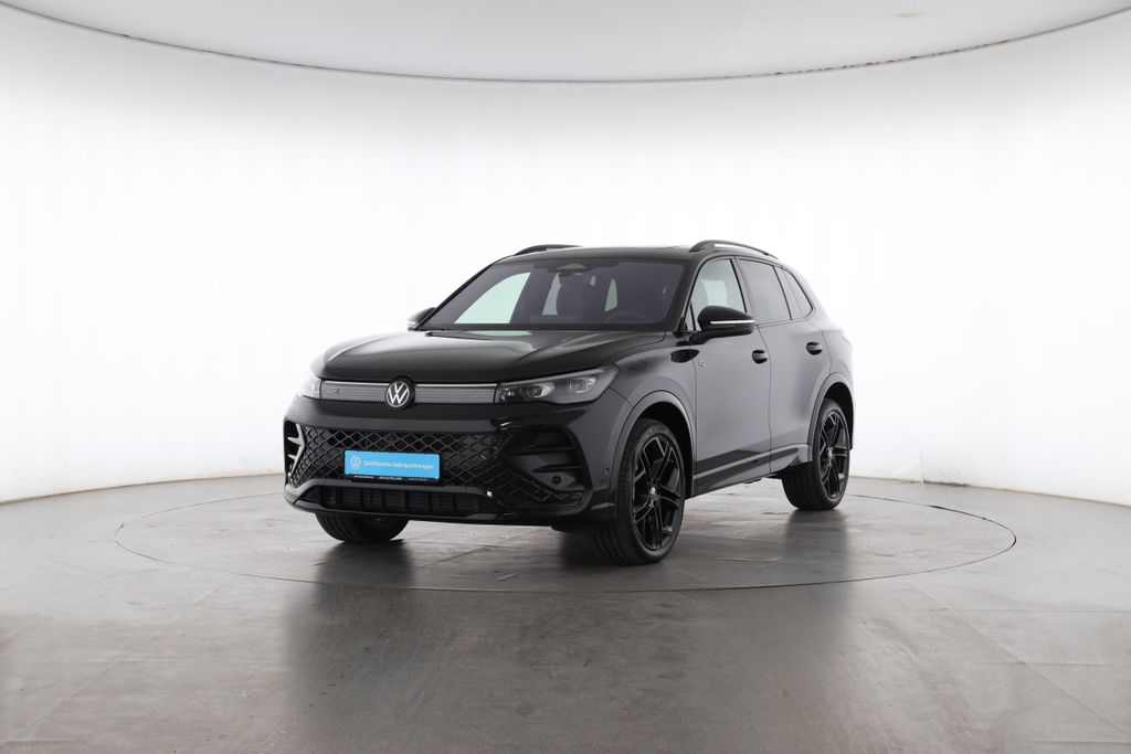 Volkswagen Tiguan 2026 г. Чёрный, пробег 8448 км