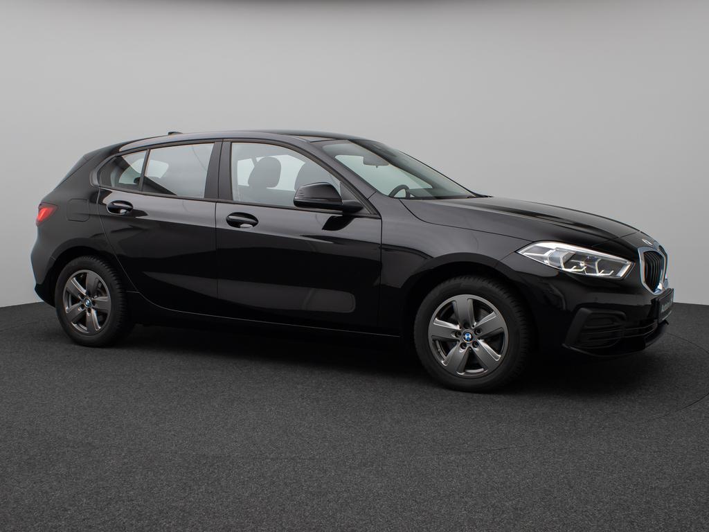 BMW 118 2024 г. Чёрный, пробег 35182 км