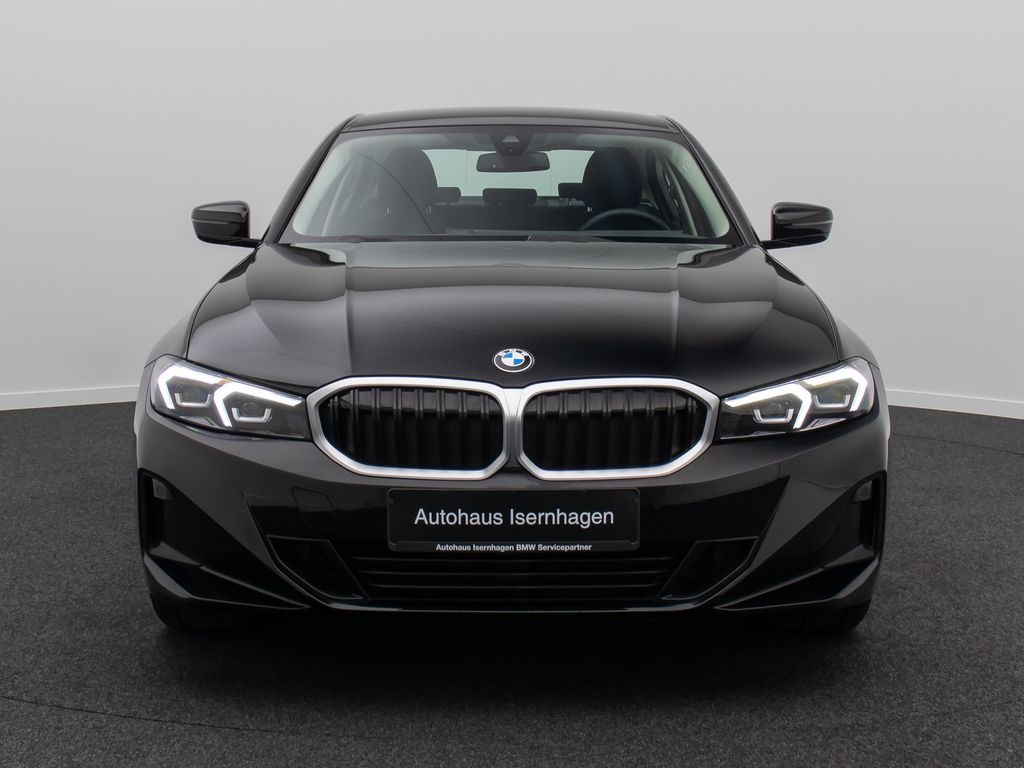 BMW 318 2024 г. Чёрный, пробег 51793 км