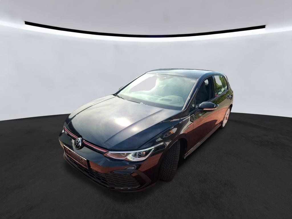 Volkswagen Golf 2024 г. Чёрный, пробег 35800 км