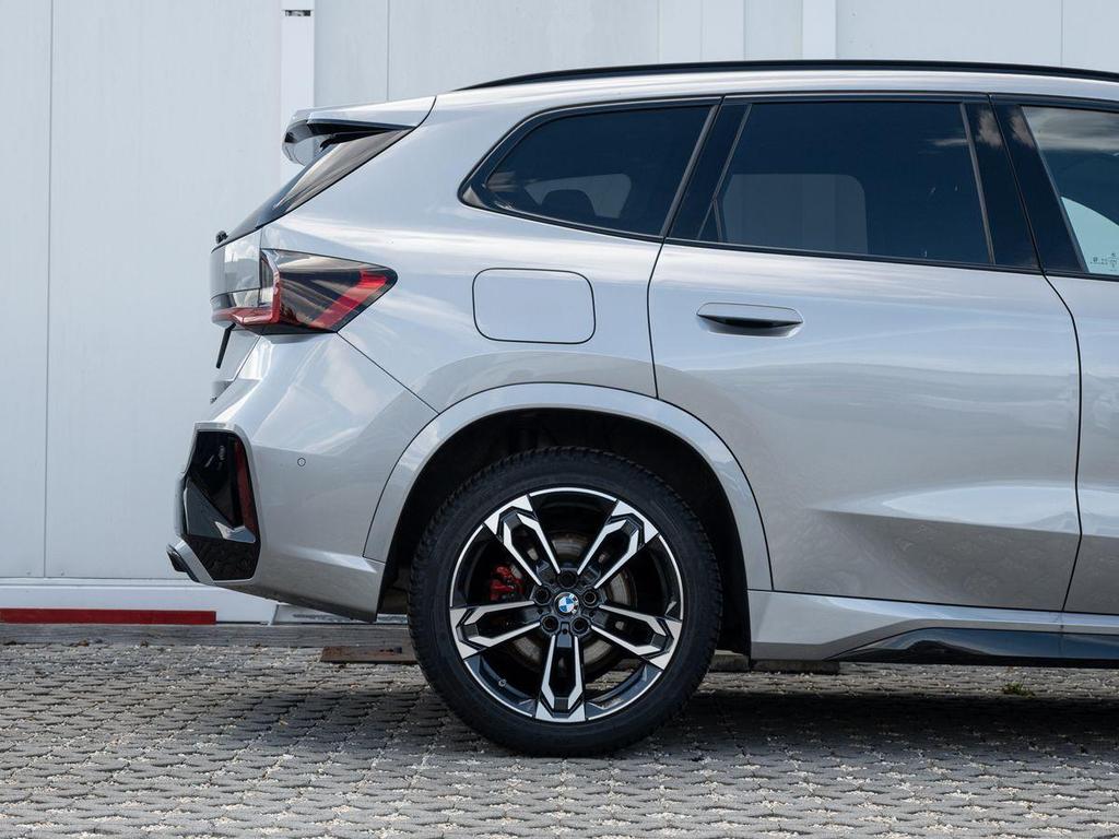 BMW X1 2026 г. Серебристый, пробег 24990 км