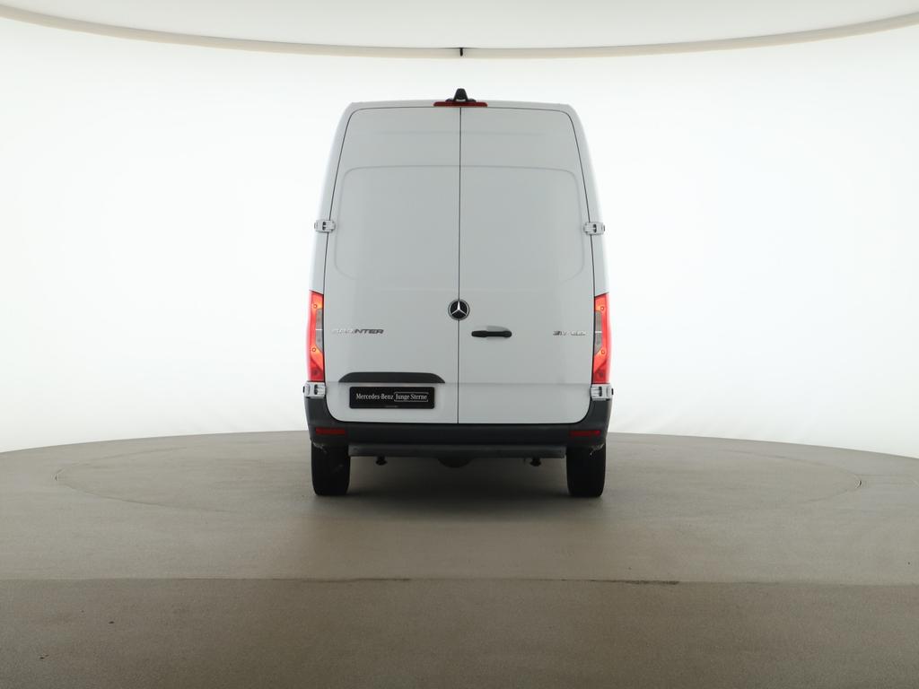 Mercedes-Benz SPRINTER 2025 г. Белый, пробег 28999 км