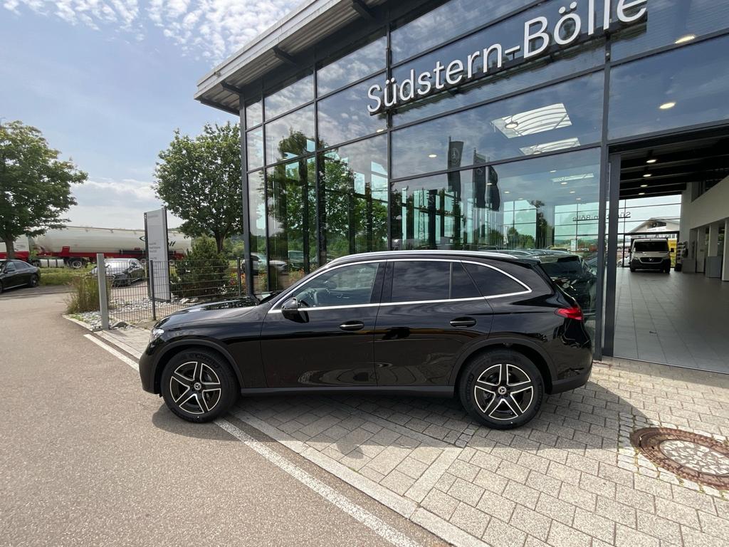 Mercedes-Benz GLC 200 2026 г. Чёрный, пробег 9900 км
