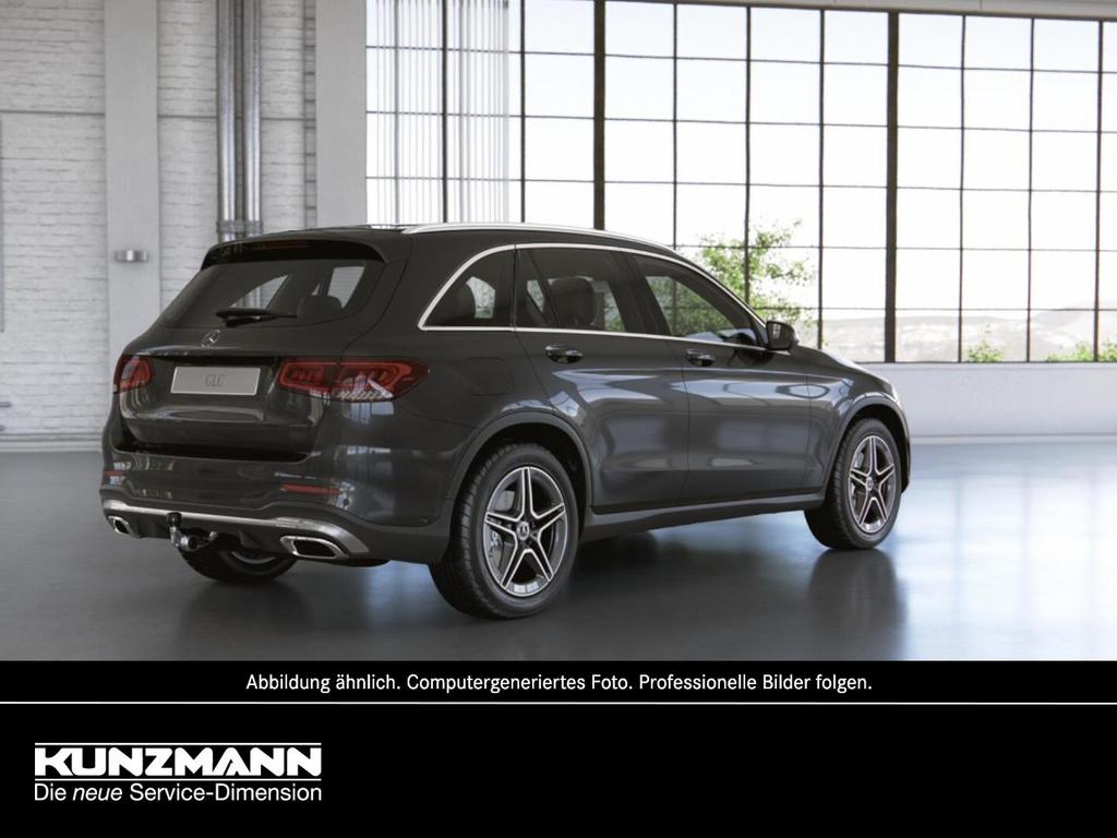 Mercedes-Benz GLC 300 2022 г. Серый, пробег 44350 км