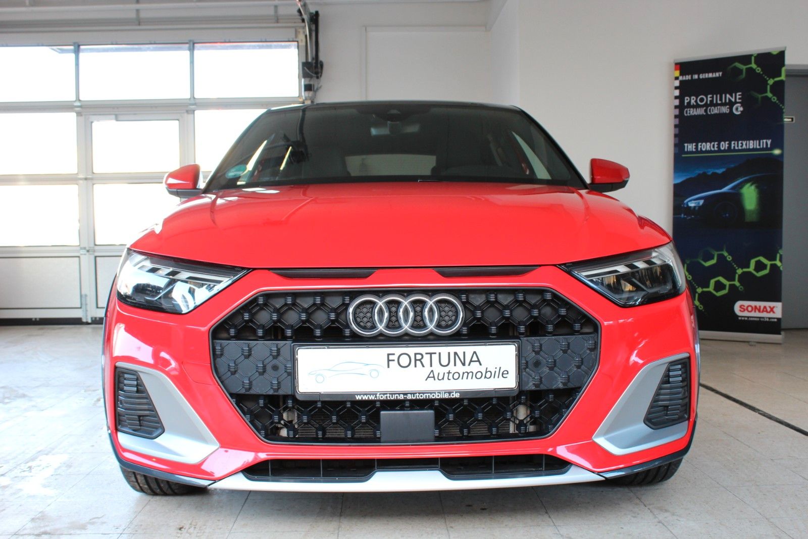 Audi A1 2022 г. Красный, пробег 50000 км