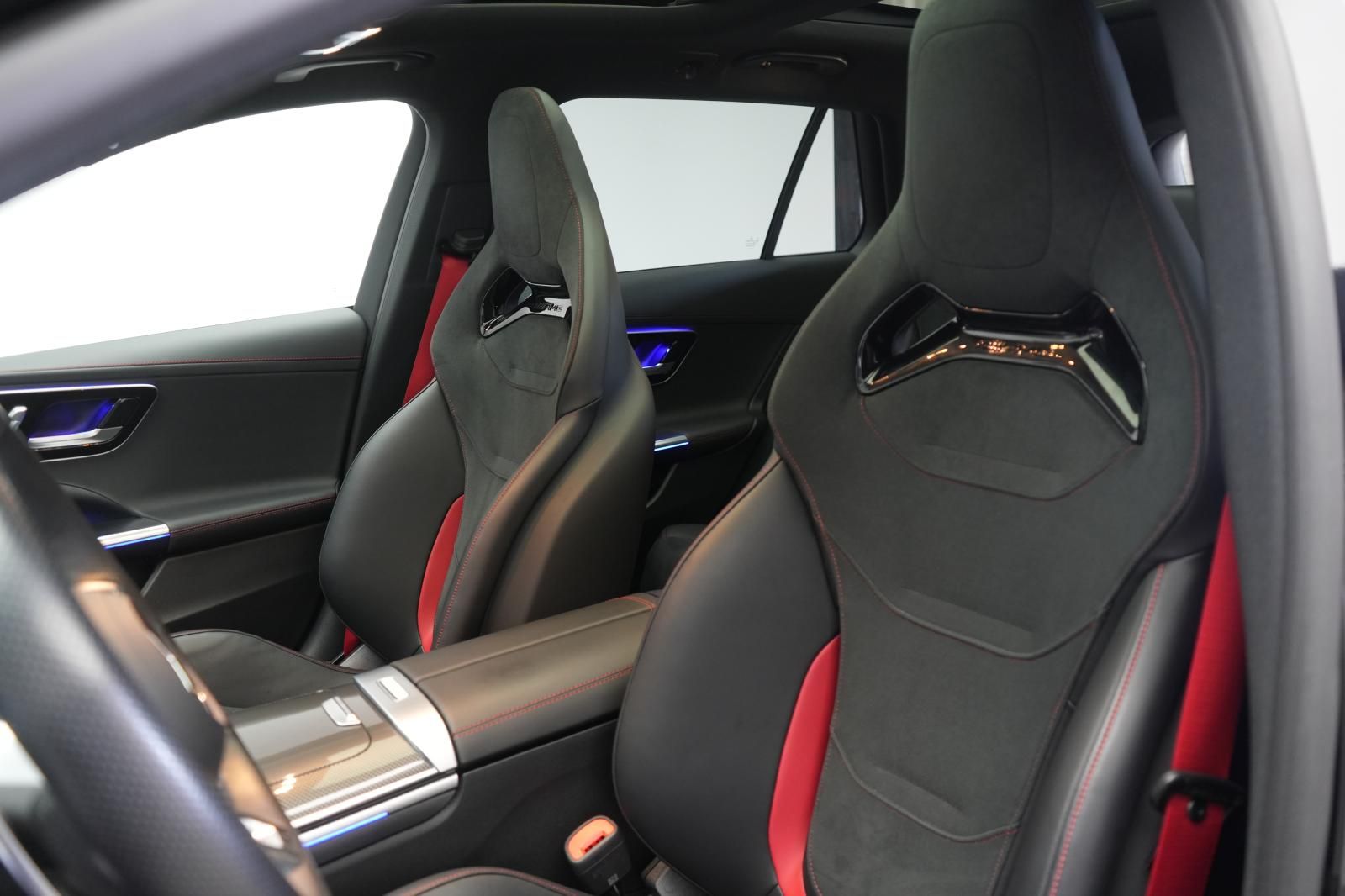 Mercedes-Benz C 43 AMG 2024 г. Чёрный, пробег 48000 км