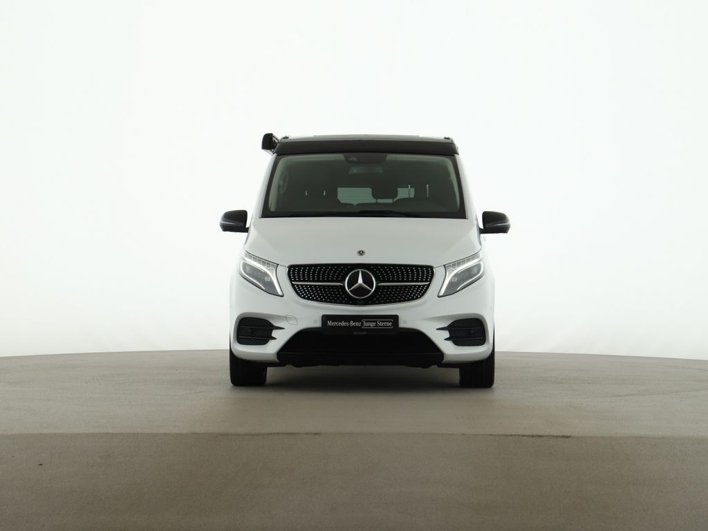 Mercedes-Benz V 300 2022 г. Белый, пробег 44200 км