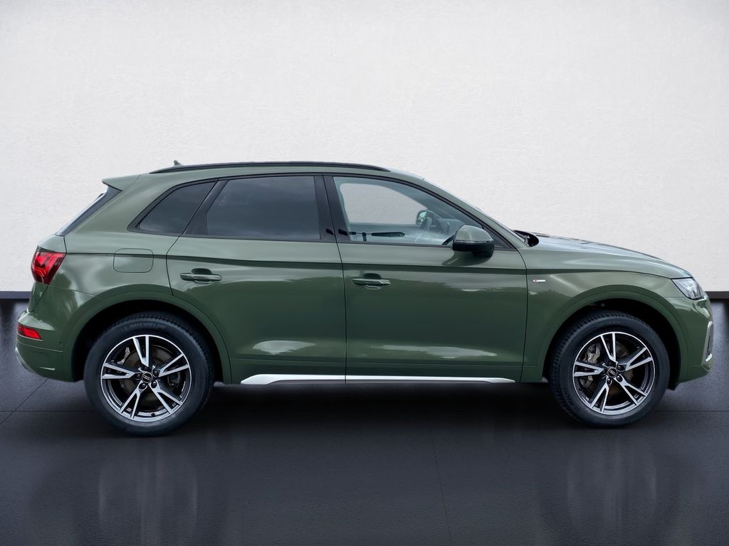 Audi Q5 2024 г. Зелёный, пробег 43910 км