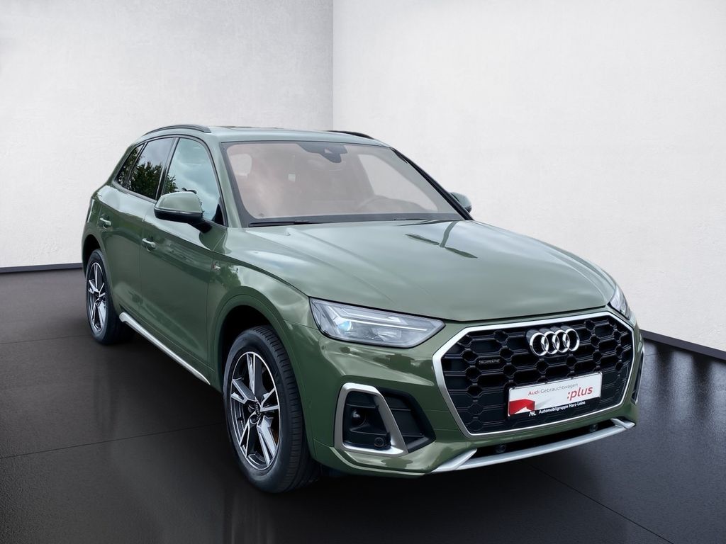 Audi Q5 2024 г. Зелёный, пробег 43910 км