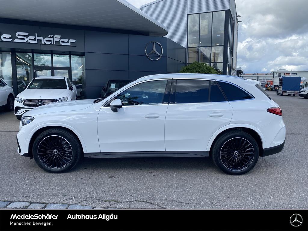Mercedes-Benz GLC 220 2025 г. Белый, пробег 17480 км