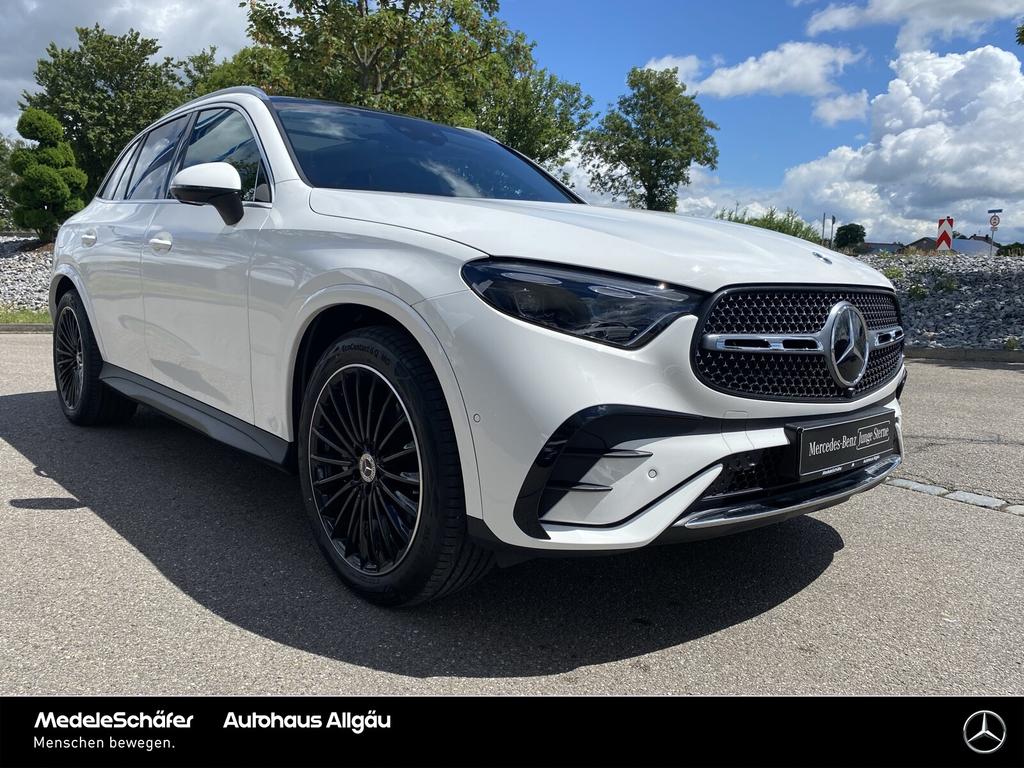 Mercedes-Benz GLC 220 2025 г. Белый, пробег 17480 км