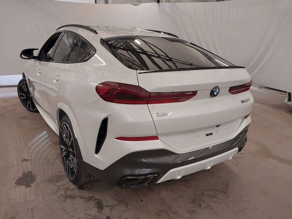BMW X6 M60 2025 г. Белый, пробег 22759 км