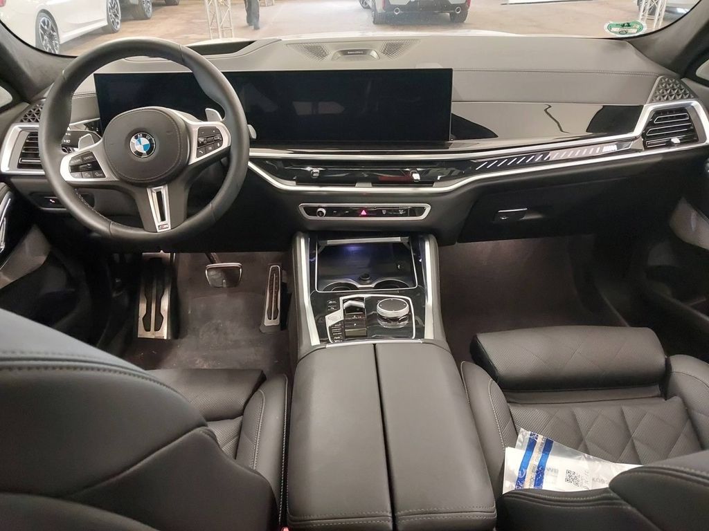 BMW X6 M60 2025 г. Белый, пробег 22759 км