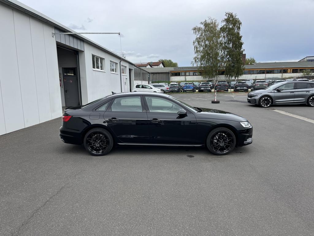 Audi A4 2023 г. Чёрный, пробег 49420 км