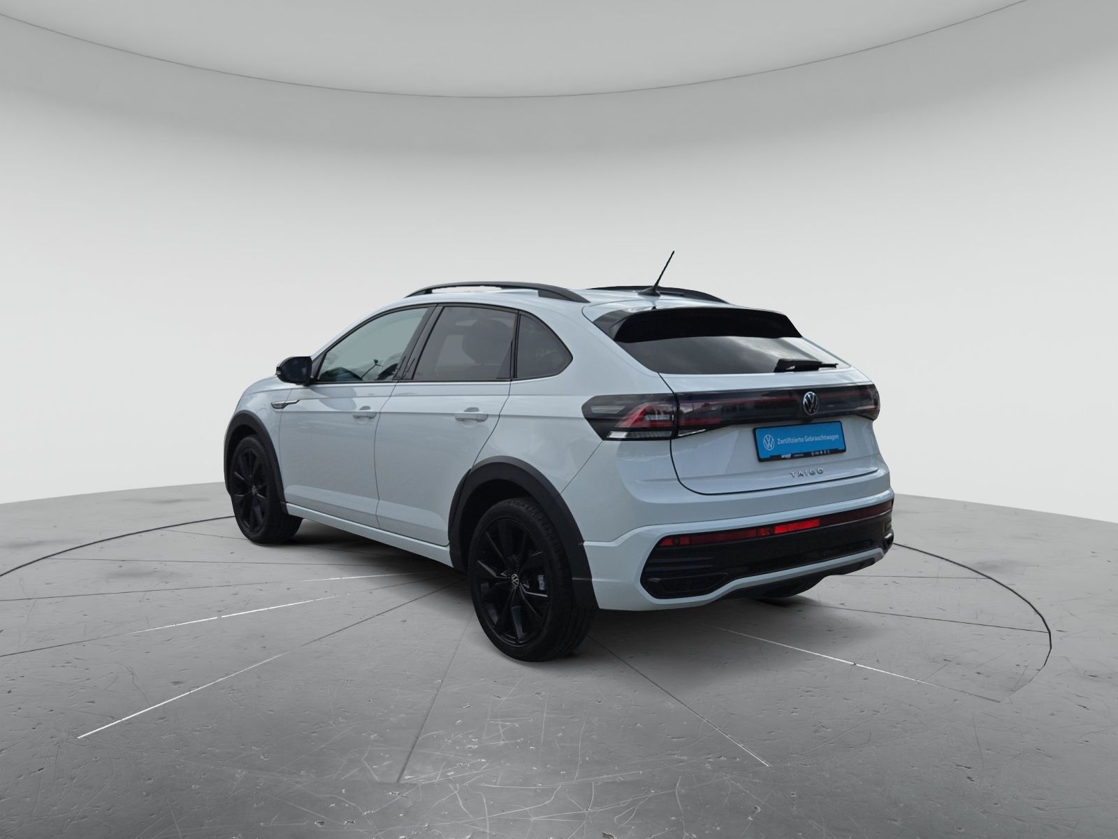 Volkswagen Taigo 2022 г. Белый, пробег 42083 км