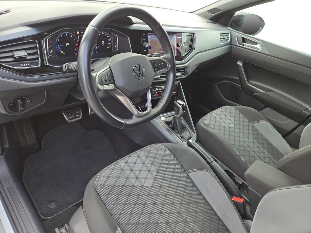 Volkswagen Taigo 2022 г. Белый, пробег 42083 км