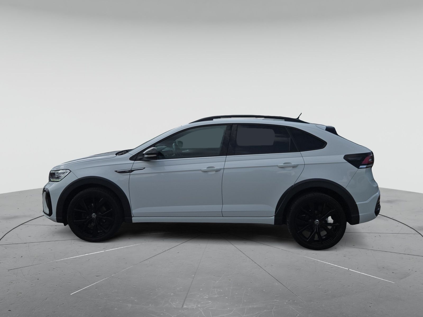 Volkswagen Taigo 2022 г. Белый, пробег 42083 км