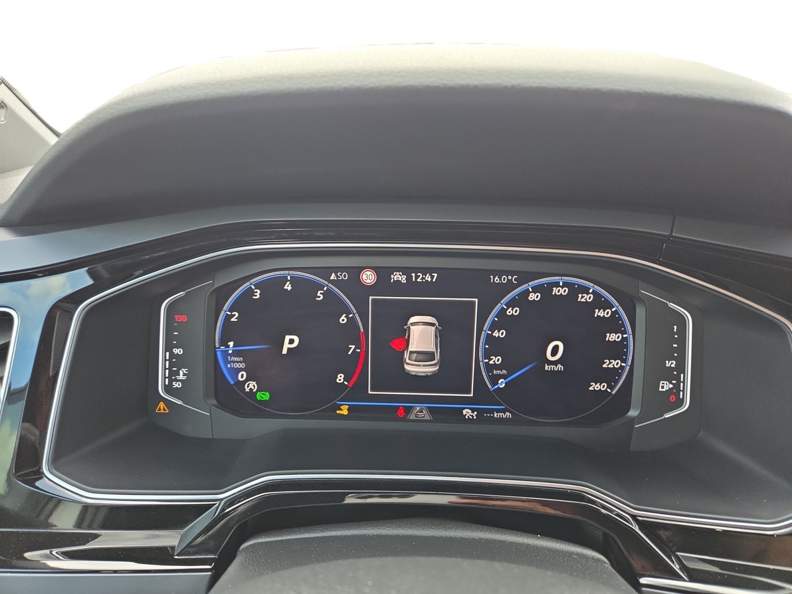 Volkswagen Taigo 2022 г. Белый, пробег 42083 км