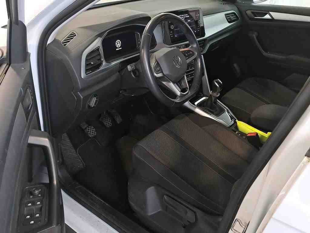 Volkswagen T-Roc 2022 г. Белый, пробег 48600 км