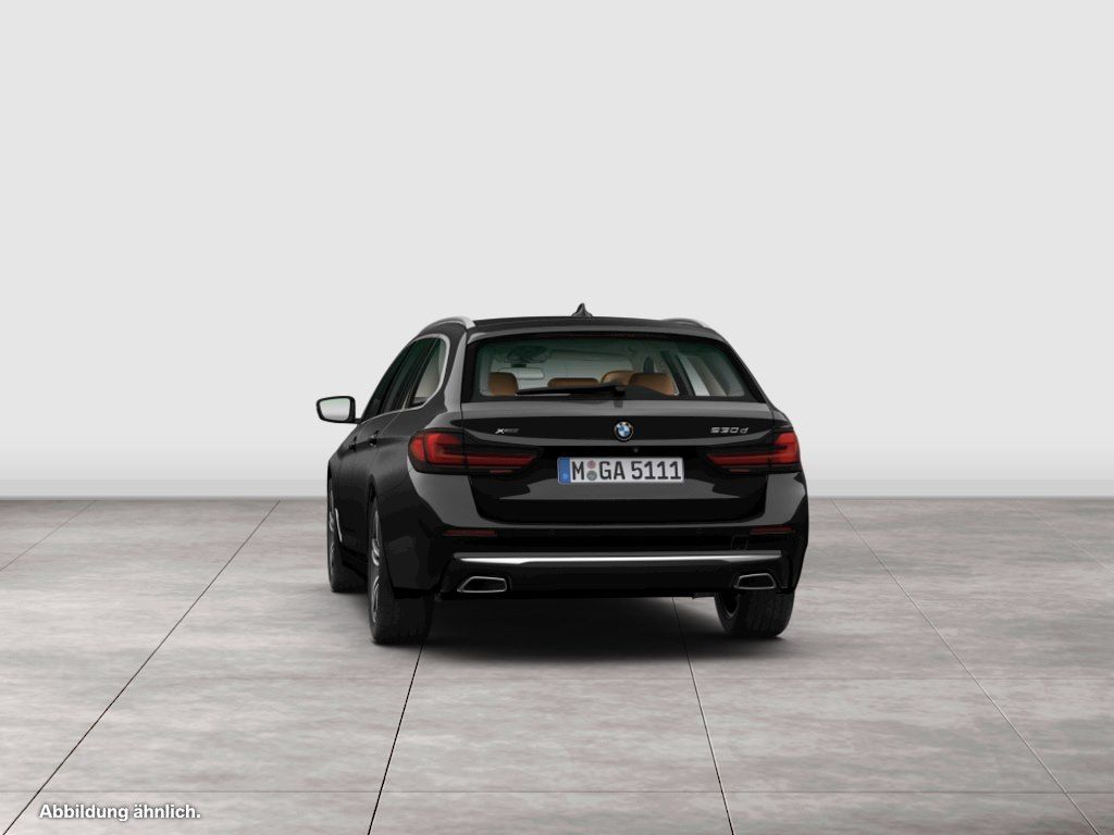 BMW 530 2021 г. Чёрный, пробег 54355 км