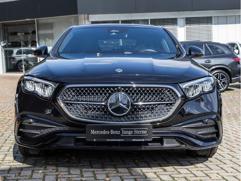 Mercedes-Benz E 200 2025 г. Чёрный, пробег 17455 км