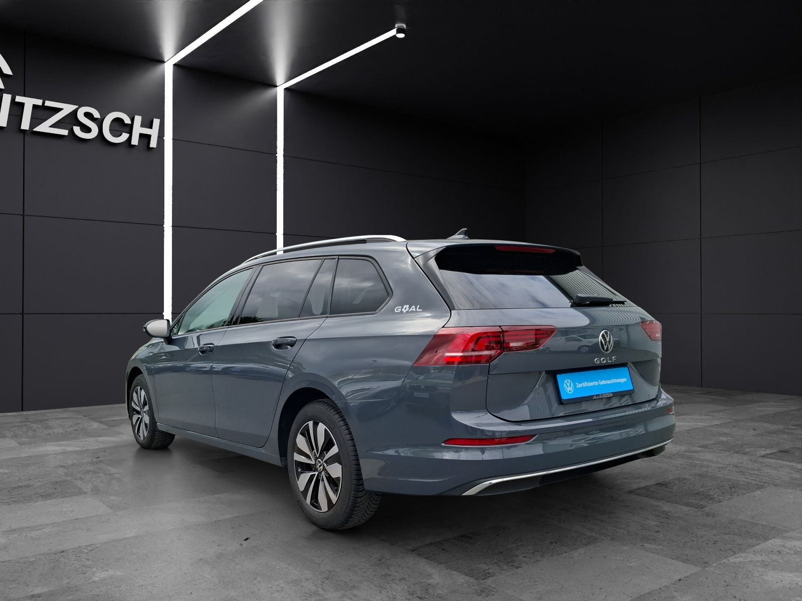 Volkswagen Golf 2025 г. Серый, пробег 19900 км
